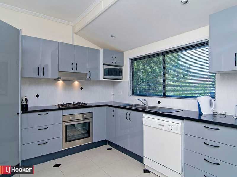 10 Kanangra Street, Stafford QLD 4053