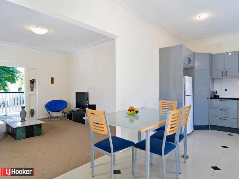 10 Kanangra Street, Stafford QLD 4053