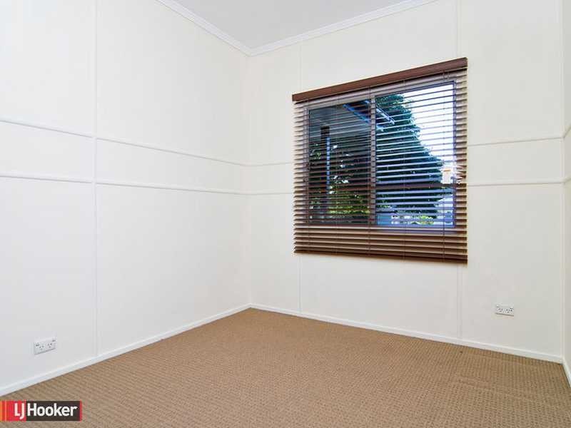 10 Kanangra Street, Stafford QLD 4053