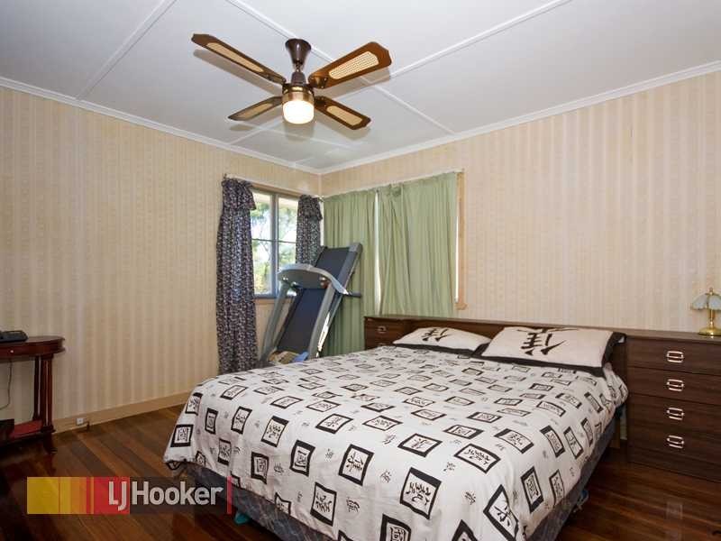 296 Kitchener Road, Stafford Heights QLD 4053