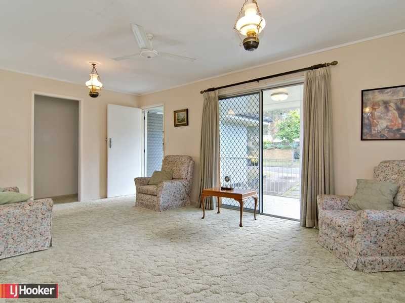 17 Disney Street, Stafford Heights QLD 4053