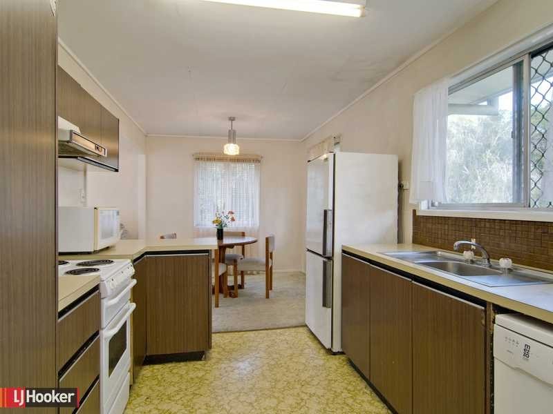 17 Disney Street, Stafford Heights QLD 4053