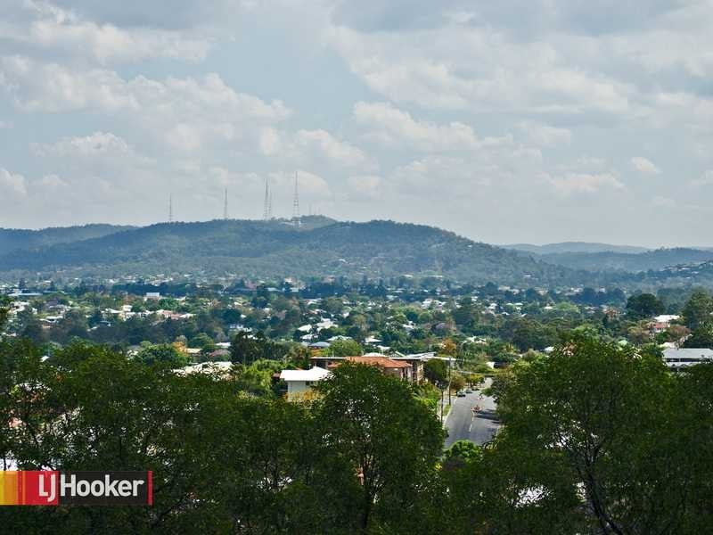 41 Lansdowne Street, Newmarket QLD 4051