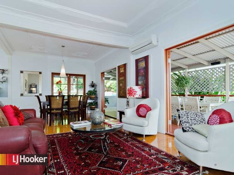 41 Lansdowne Street, Newmarket QLD 4051