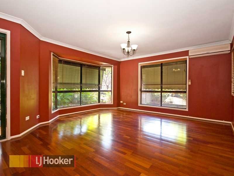 17 Creswick Place, Bellbowrie QLD 4070