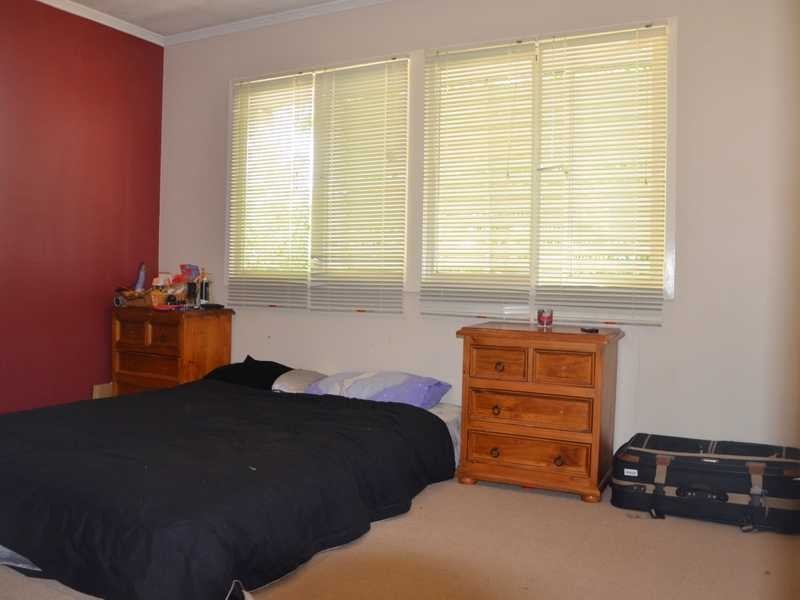 6 Mendel Street, Stafford Heights QLD 4053