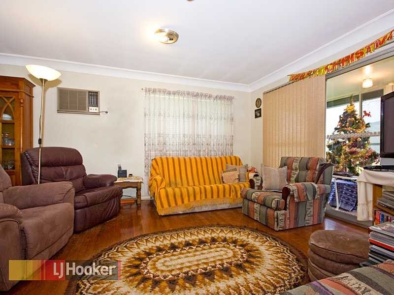 11 Widmark Street, Stafford Heights QLD 4053