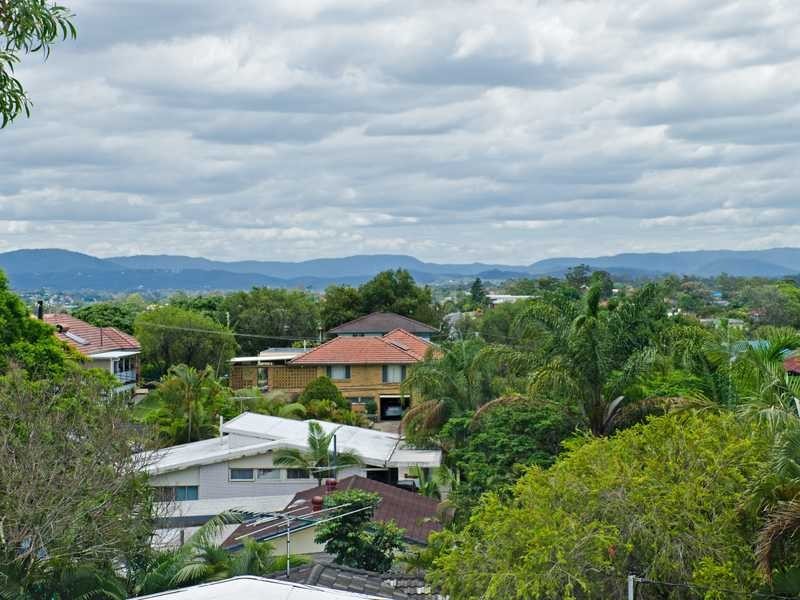 16 Barbigal Street, Stafford QLD 4053