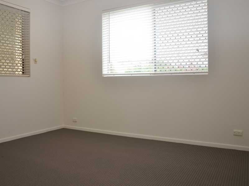 1/12 Bruce Street, Chermside QLD 4032