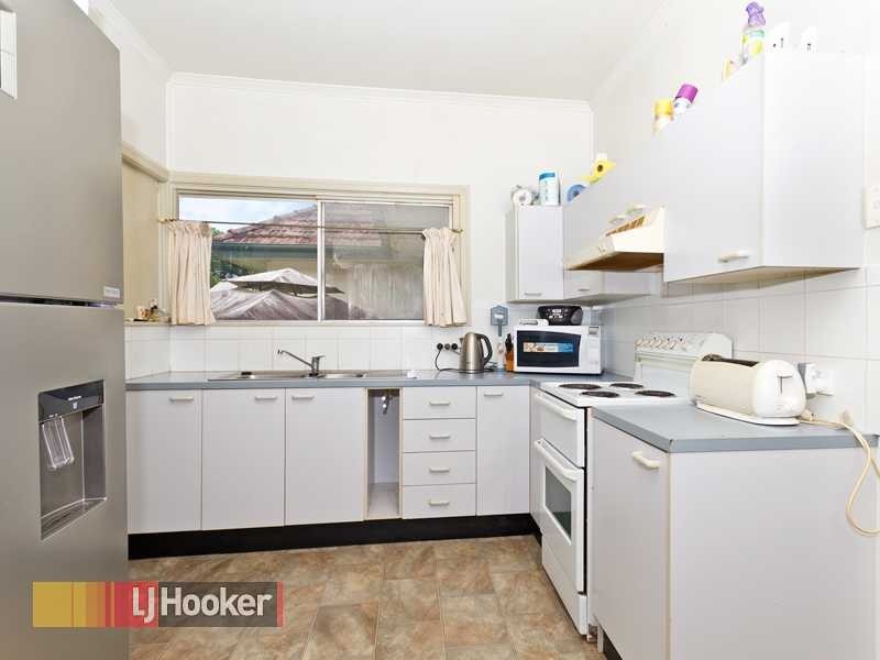 25 Pateena Street, Stafford QLD 4053