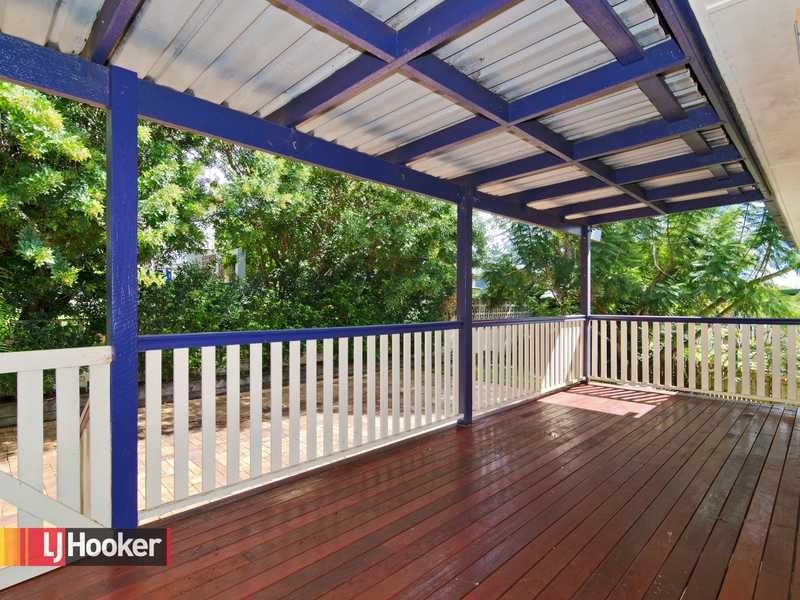 16 Heston Street, Stafford Heights QLD 4053