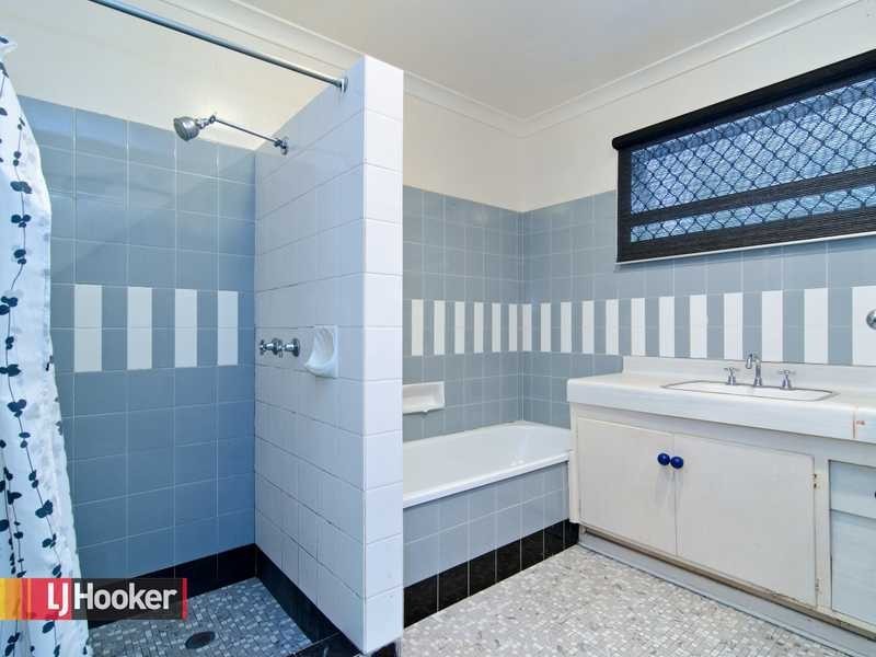 222 Maundrell Terrace, Aspley QLD 4034