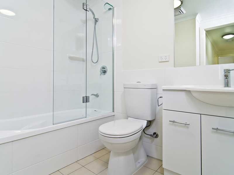 1/35 Hall Street, Chermside QLD 4032