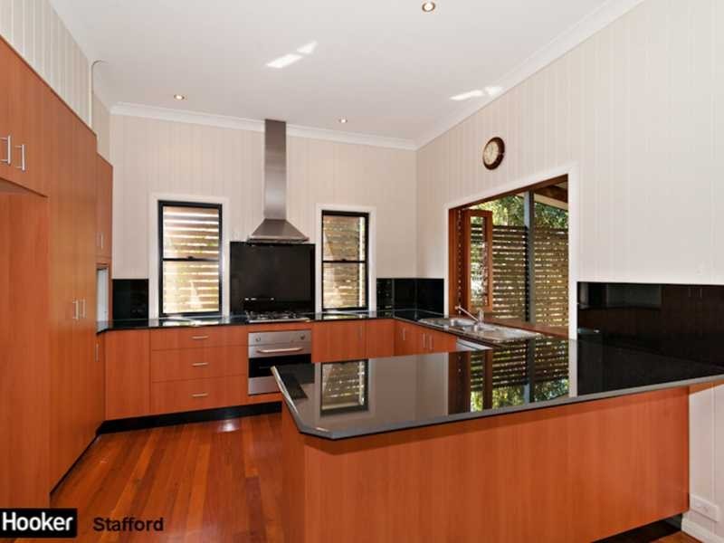 2 Bank Street, Windsor QLD 4030