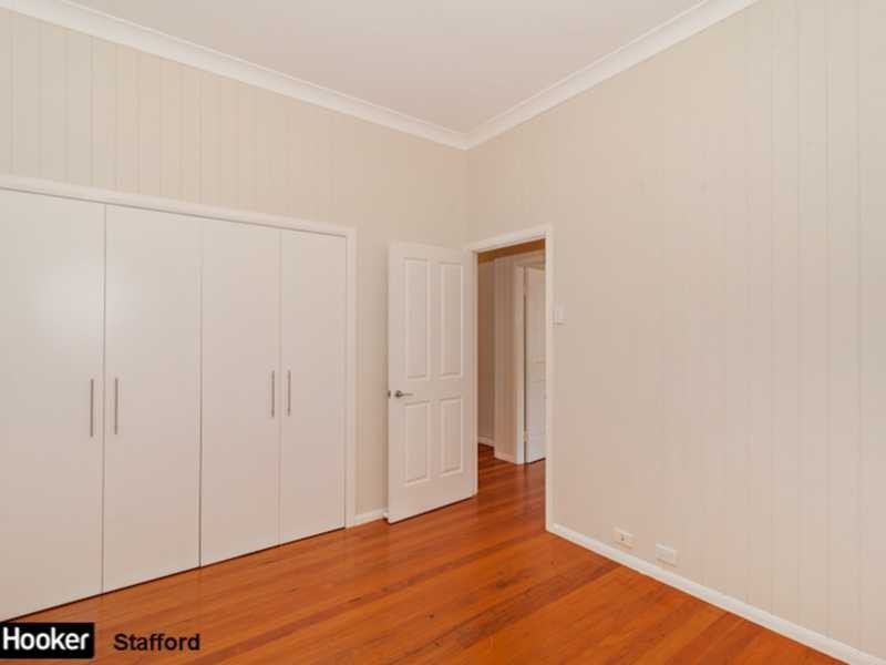 2 Bank Street, Windsor QLD 4030