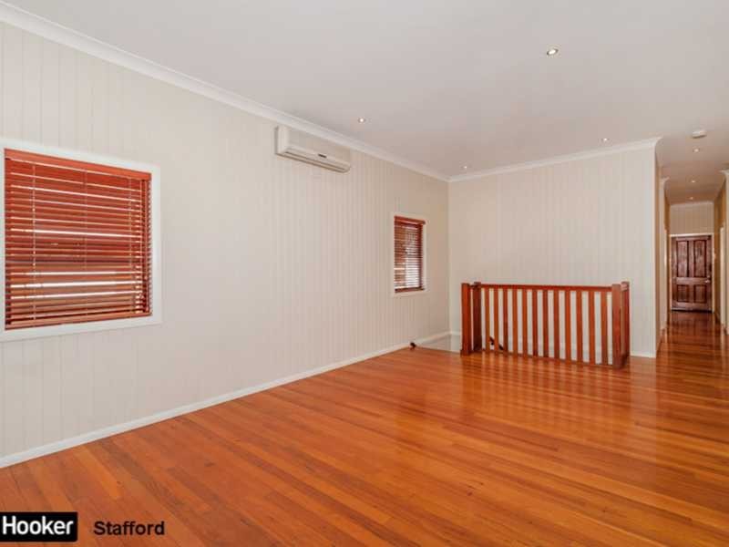 2 Bank Street, Windsor QLD 4030