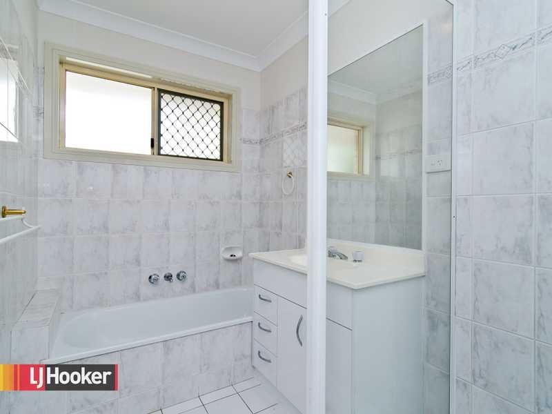 1/17 Glenfern Avenue, Kedron QLD 4031