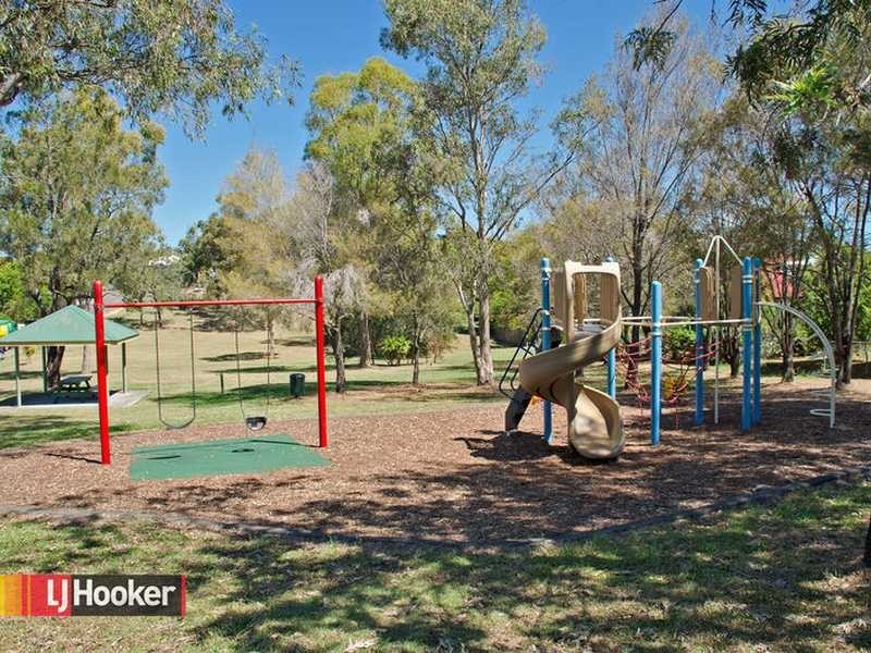 21 Broula Street, Stafford Heights QLD 4053