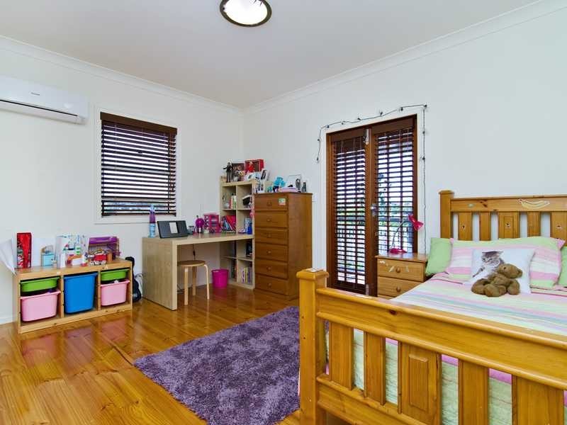 16 East Street, Kedron QLD 4031