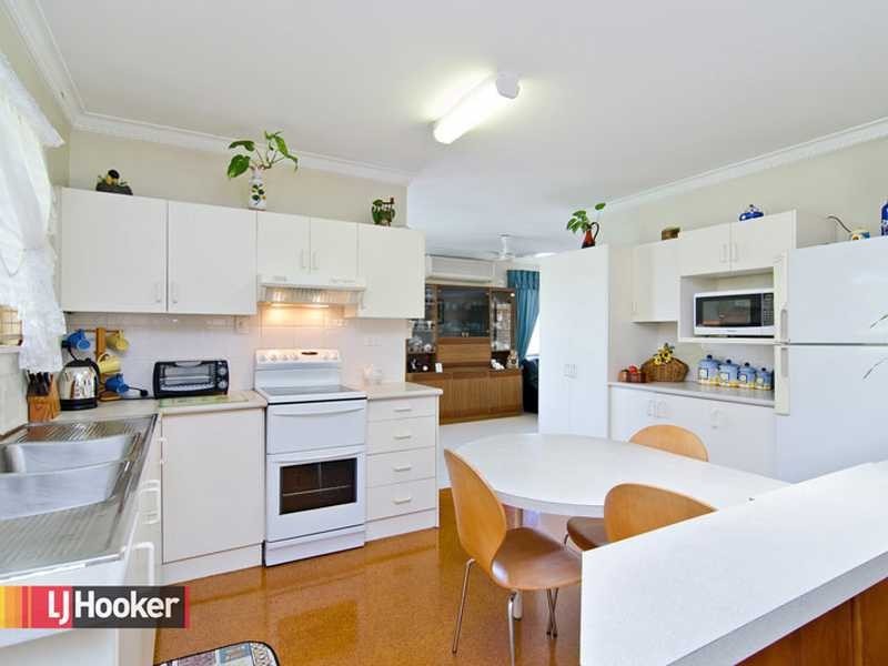 69 Maundrell Terrace, Chermside West QLD 4032