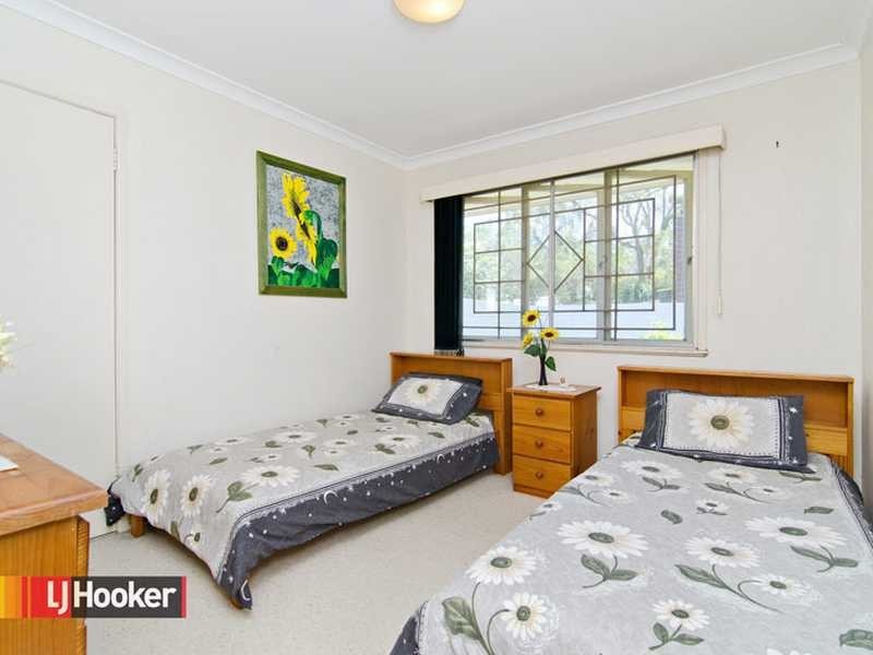 69 Maundrell Terrace, Chermside West QLD 4032