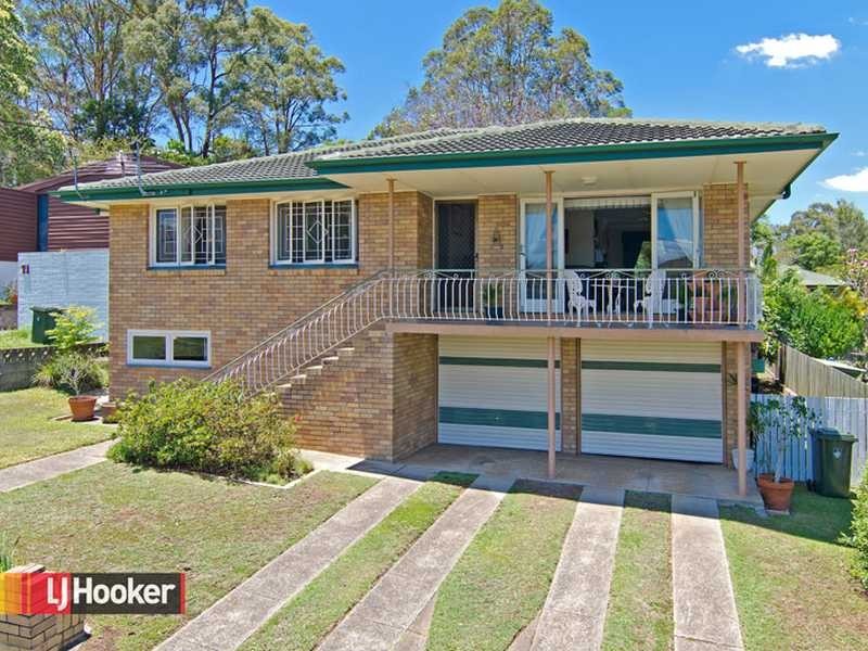 69 Maundrell Terrace, Chermside West QLD 4032