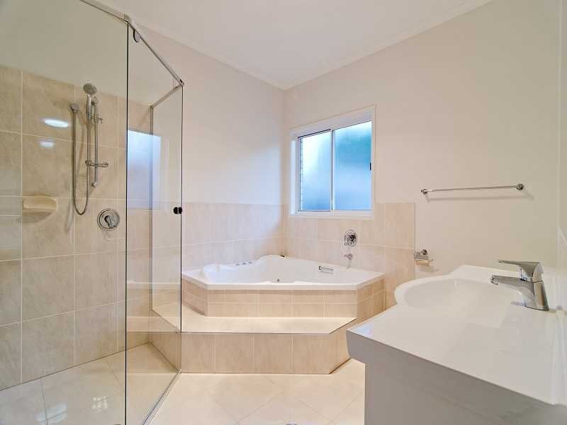 1A Epacras Street, Windsor QLD 4030