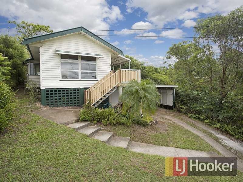14 Koolewong Street, Stafford Heights QLD 4053