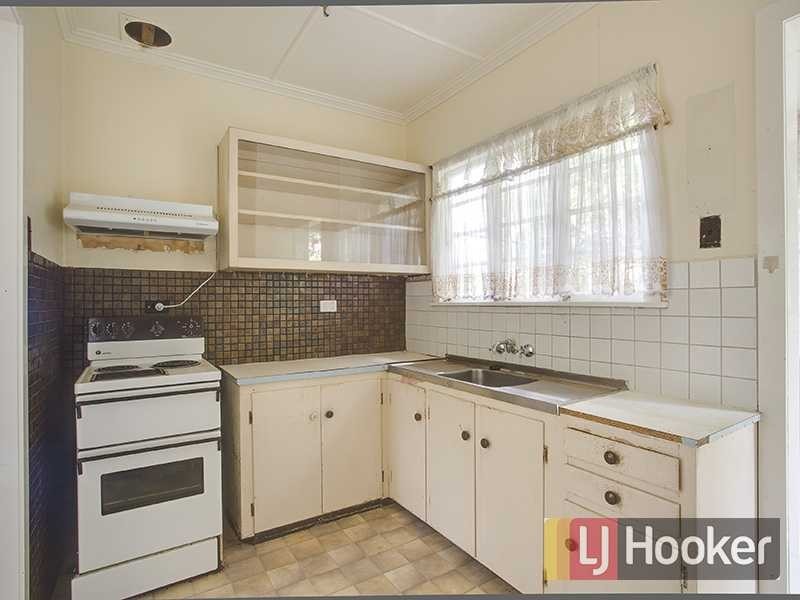 14 Koolewong Street, Stafford Heights QLD 4053