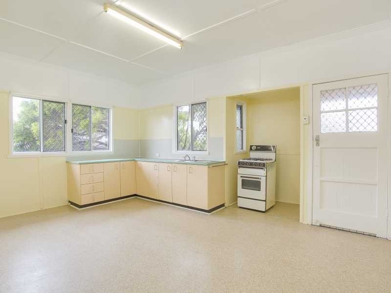 19 Kidgell Street, Stafford QLD 4053