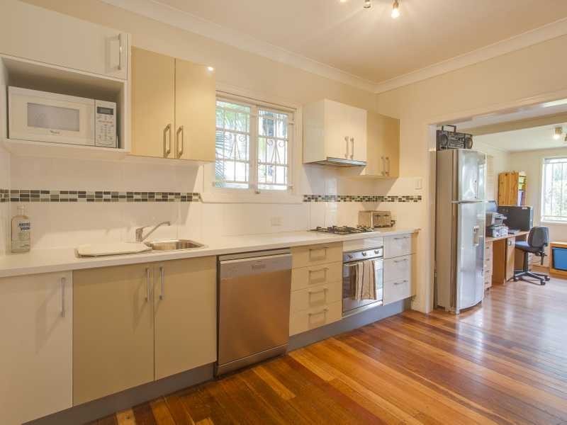 77 Angliss Street, Wilston QLD 4051