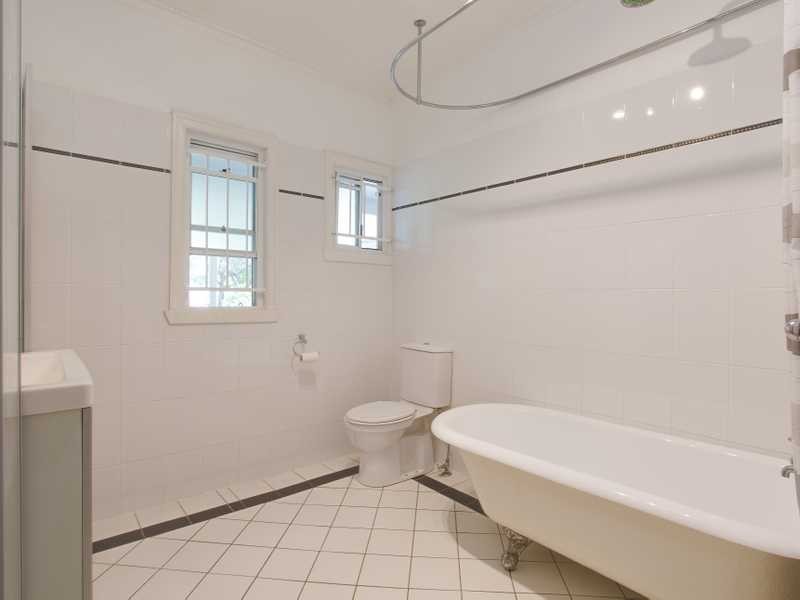 77 Angliss Street, Wilston QLD 4051