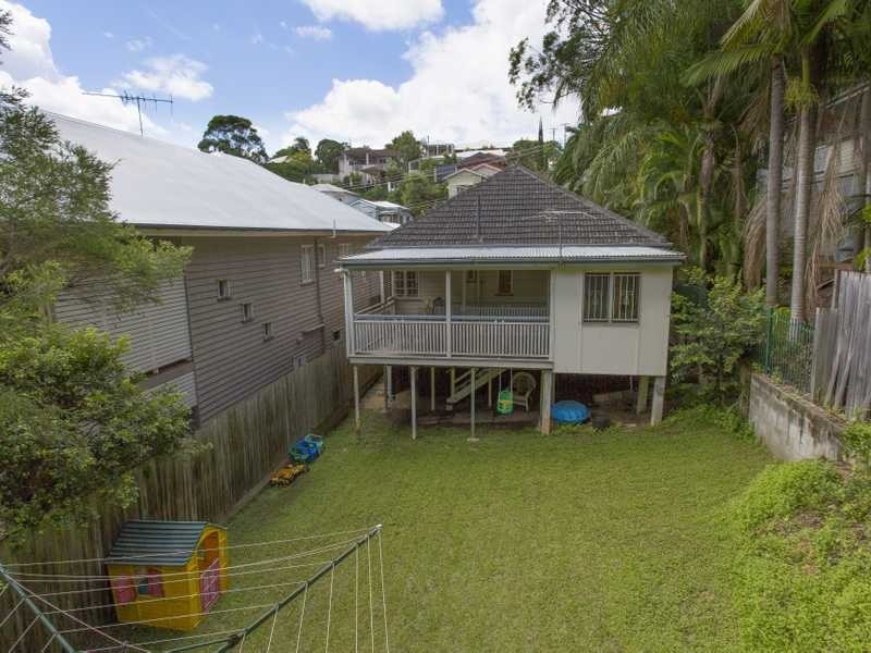 77 Angliss Street, Wilston QLD 4051