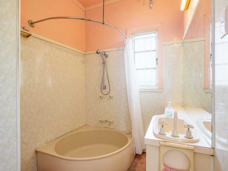 20 Aveling Street, Wavell Heights QLD 4012