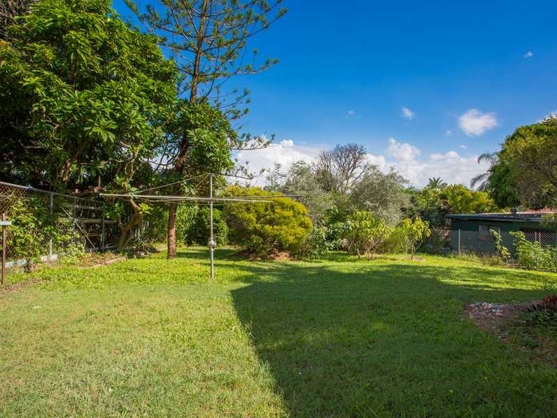 20 Aveling Street, Wavell Heights QLD 4012