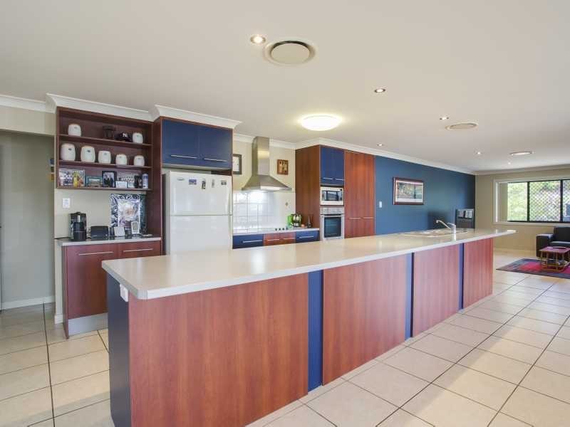 12 Jubilee Court, Eatons Hill QLD 4037