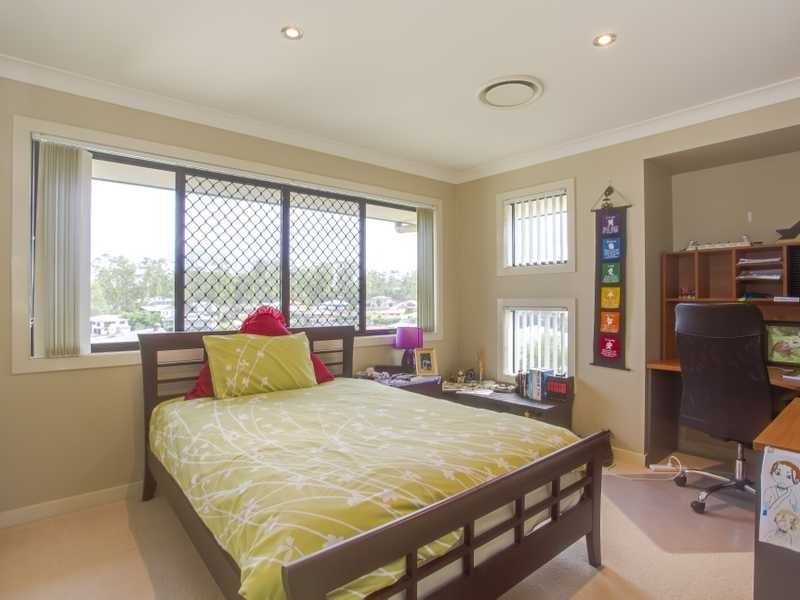 12 Jubilee Court, Eatons Hill QLD 4037