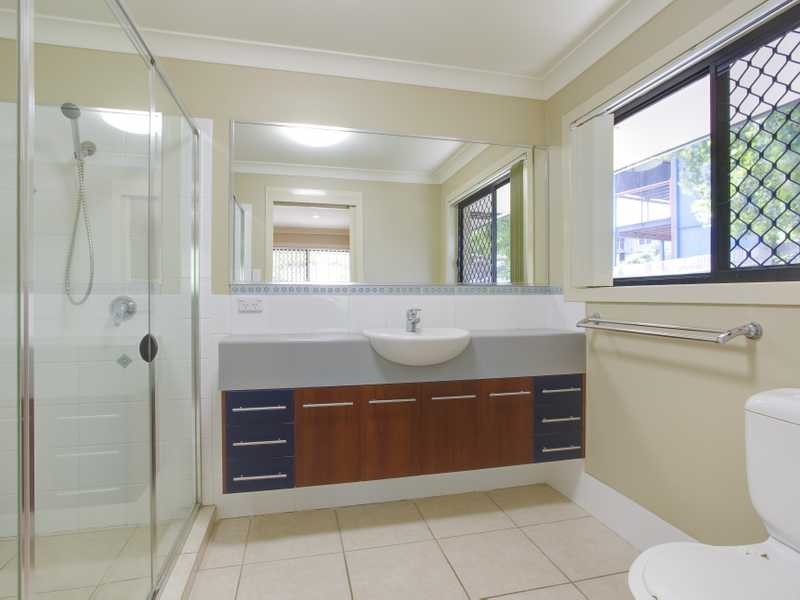 12 Jubilee Court, Eatons Hill QLD 4037