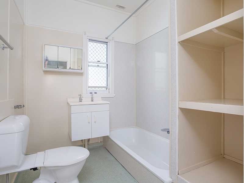 54 Kidgell Street, Stafford QLD 4053