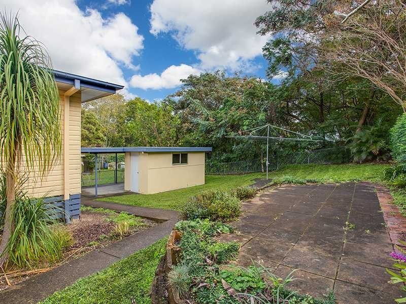 8 Ansford Street, Stafford Heights QLD 4053