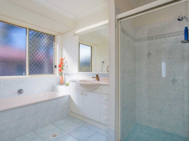 12 Mindi Court, Cashmere QLD 4500