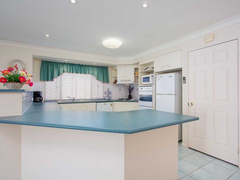 12 Mindi Court, Cashmere QLD 4500