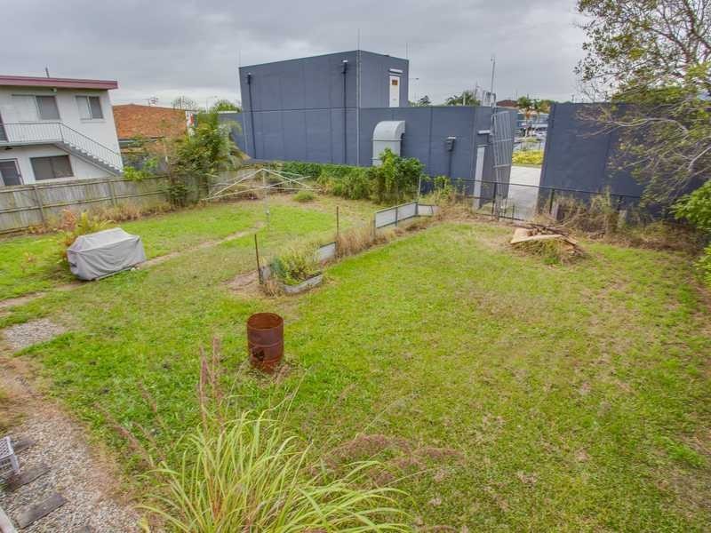 9 Nieppe Street, Kedron QLD 4031