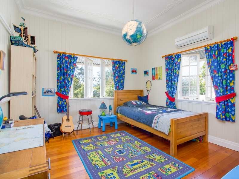 48 Robe Street, Grange QLD 4051