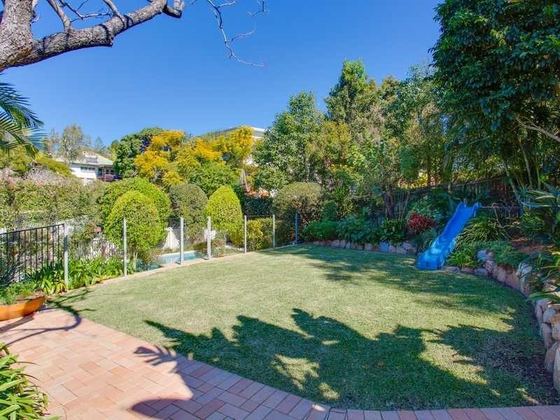 48 Robe Street, Grange QLD 4051