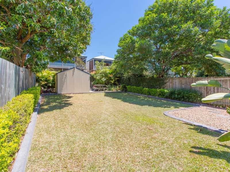 14 Evans Street, Kedron QLD 4031