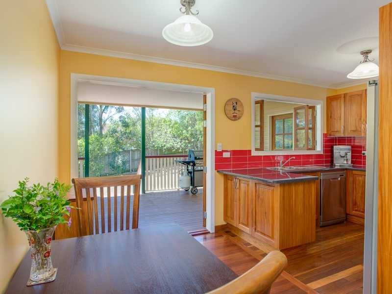 11 Sedgemoor Street, Stafford Heights QLD 4053