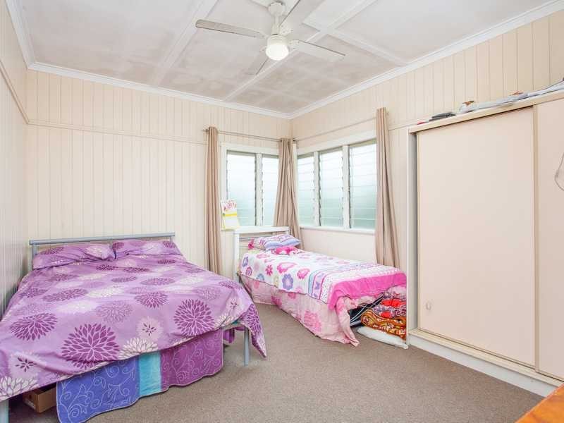 35 Waroon Street, Stafford QLD 4053