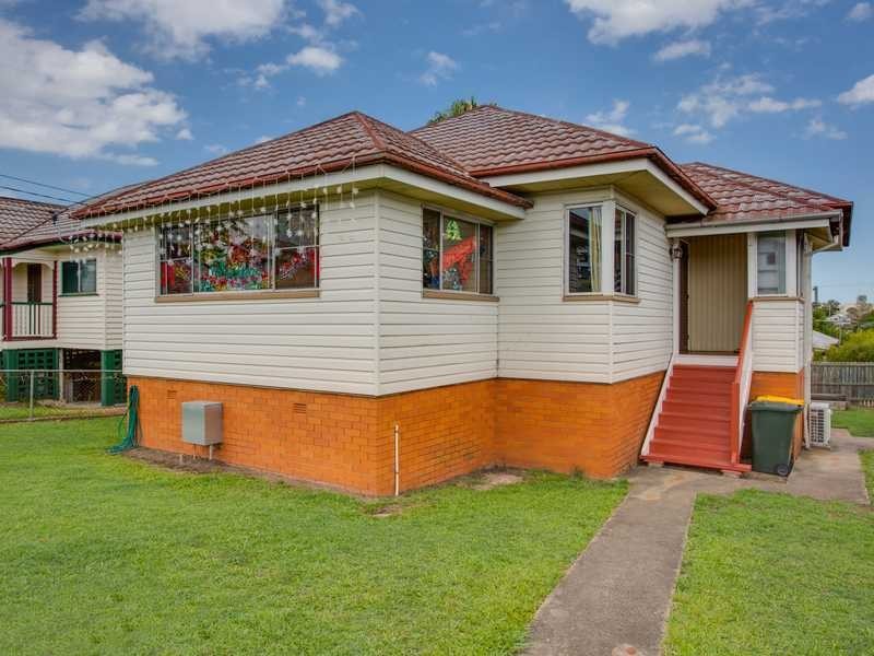 31 Crawford Avenue, Stafford QLD 4053