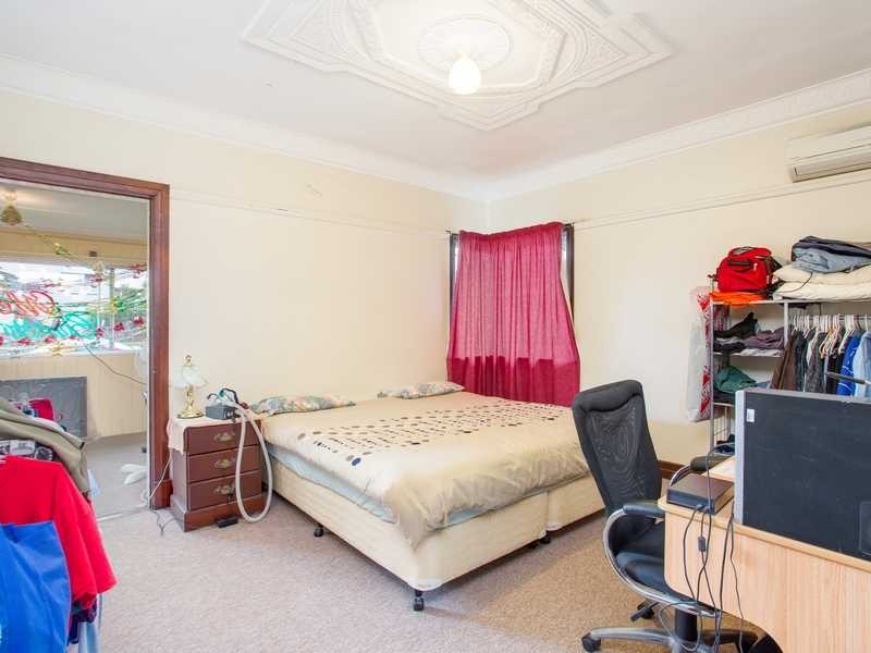 31 Crawford Avenue, Stafford QLD 4053